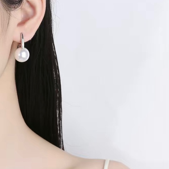 COPY - Pearl and silver fashion earrings - Picture 2 of 2